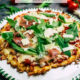 Low Carb Pizza mit Blumenkohlboden - www.kochhelden.tv
