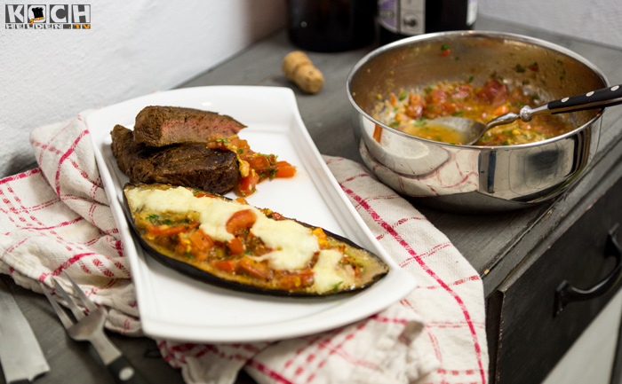 Aubergine gefüllt - www.kochhelden.tv