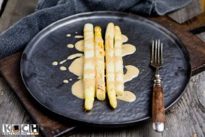 Spargel Sous Vide - www.kochhelden.tv