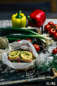 Lachs-Gemuese-Pakete - www.kochhelden.tv