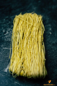 Asia-Nudeln - www.kochhelden.tv