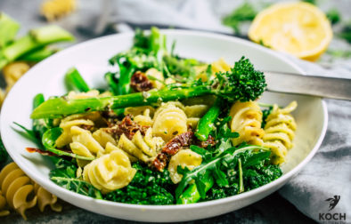 Brokkoli_Pasta_vegane_Cashewsauce - www.kochhelden.tv